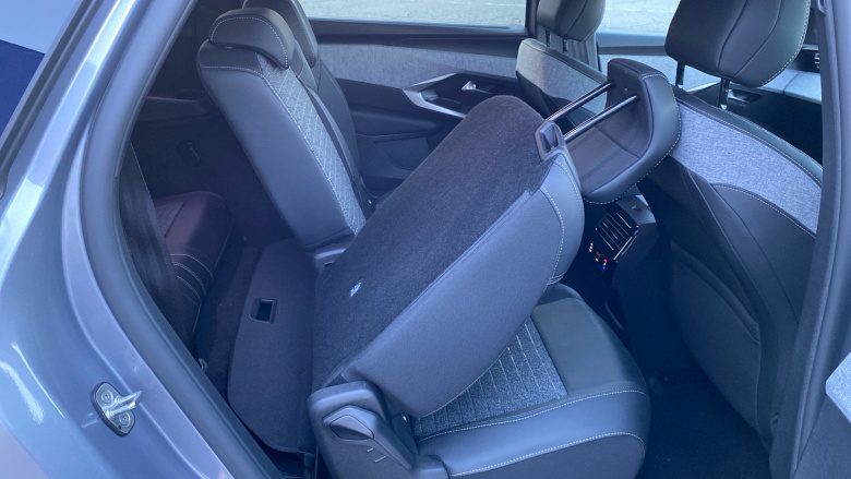 Peugeot 5008 157kW Allure 73kWh 5dr Auto Electric Estate